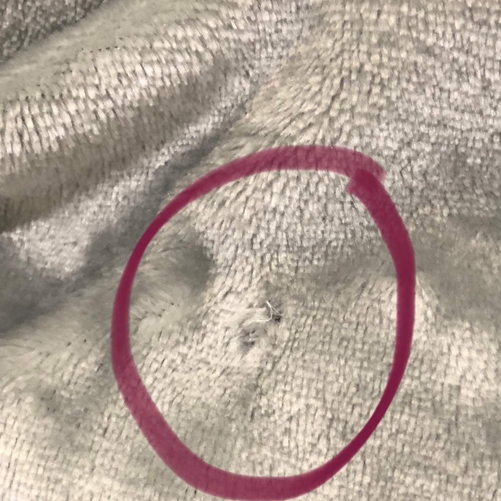 Baroque Robe - Picture 5 of 5